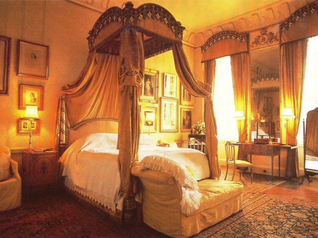 Превью записи блога «О чем умалчивают заказчики (1): дворянские спальни»
